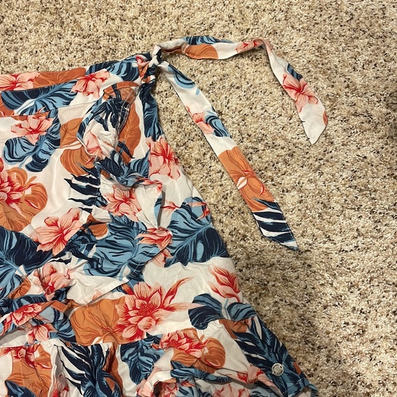 Roxy Skirt - Picture 3 of 3